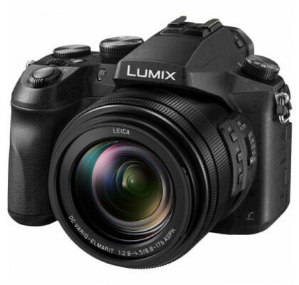 PANASONIC LUMIX FZ2000